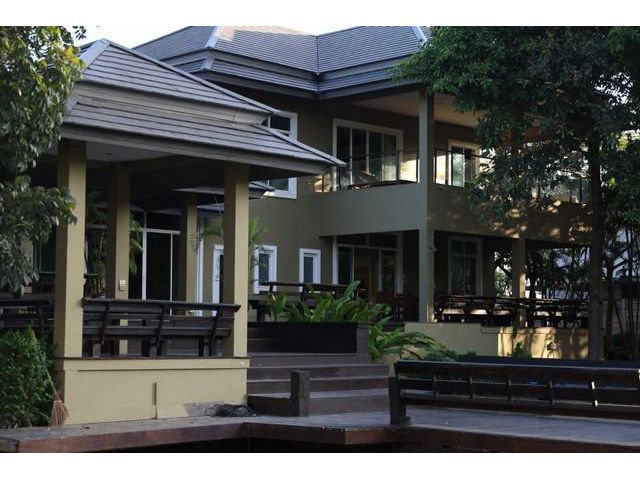 ให้เช่าบ้านเดี่ยว 2ชั้น เนื้อที่ 4ไร่ รามคำแหง118