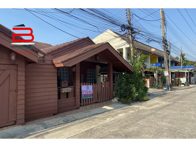 บ้านเดี่ยว 1 ชั้น หลังมุมโดดเด่น โครงการ ช่อแก้ว 2 เนื้อที่ 55 ตรว. มี 4 นอน 3 น้ำ ลำลูกกา ปทุมธานี