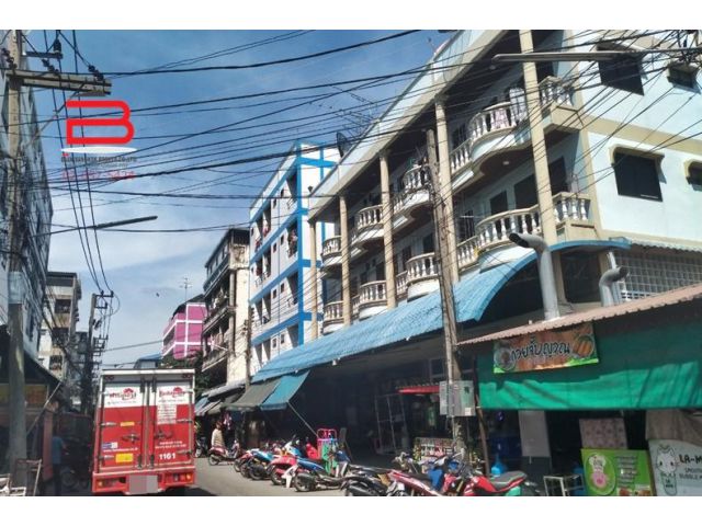 อาคารพาณิชย์ หลังมุม ตลาดสี่มุมเมือง ซอย 1 เนื้อที่ 90 ตรว. ถนนพหลโยธิน อ.ลำลูกกา จ.ปทุมธานี
