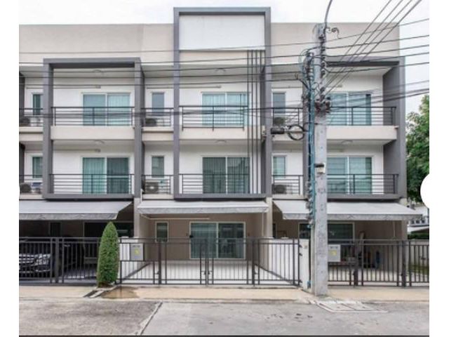 ขายทาวน์โฮมบ้านกลางเมือง สุขุมวิท77 อ่อนนุช17