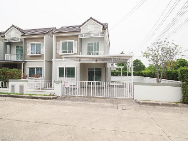 ขายราคาพิเศษ บ้านแฝด 2 ชั้น ม.เดอะวิลเลจ ขนาด 44.8 ตรว. 4นอน 2น้ำ บ้านหลังใหญ่ แปลงมุม ต้นโครงการ ใหม่มากๆ สวยพรีเมี่ยม