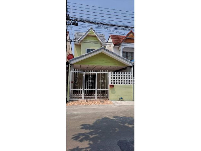 ขายทาวน์เฮ้าส์ 2ชั้น #หมู่บ้านพิบูลย์ทรัพย์ แต่งห้องโถงและห้องครัวพร้อมเฟอร์สวย ทาสีใหม่ เปลี่ยนสุขภัณฑ์ใหม่
