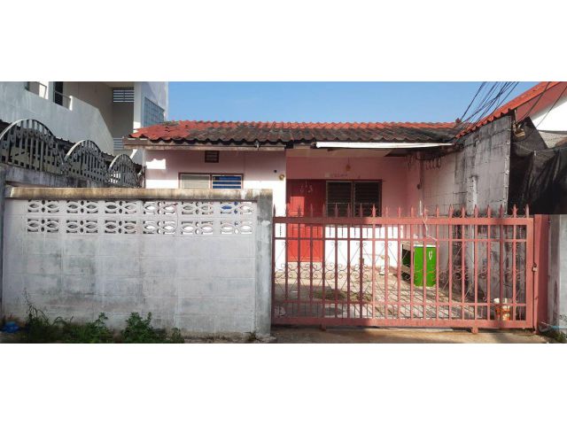 Townhouse หน้ากว้าง 6 เมตร   รีโนเวท ใหม่  ใกล้ เซเว่น  LOTUS ขอนแก่น