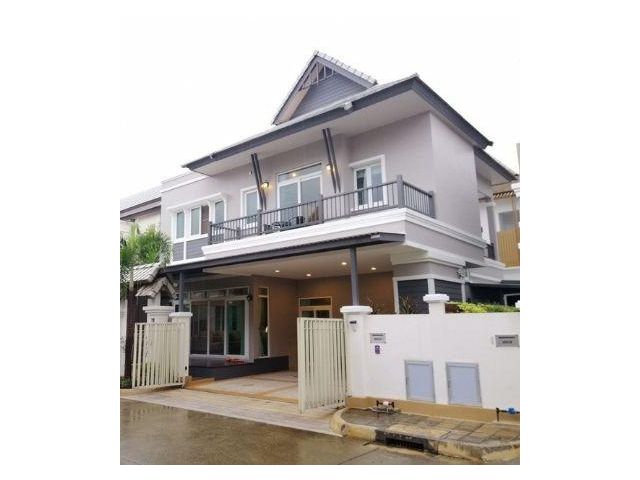 R7โปรฯร้อน บ้านในโครงการของคิวเฮ้าส์ สไตล์ล้านนา