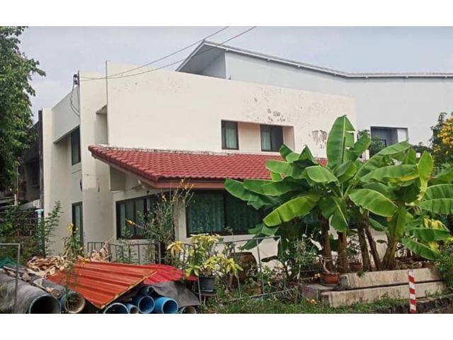 PK208ขาย บ้านแฝด แปลงหัวมุม หมู่บ้านชลนิเวศน์ ถนนประชาชื่น แขวงลาดยาว เขตจตุจักร กรุงเทพมหานคร ขนาดที่ดิน 67.1 ตารางวา