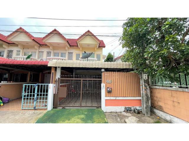 ขายทาวน์เฮาส์ หมู่บ้านเพชรทวีสุข ซอยเพชรเกษม106