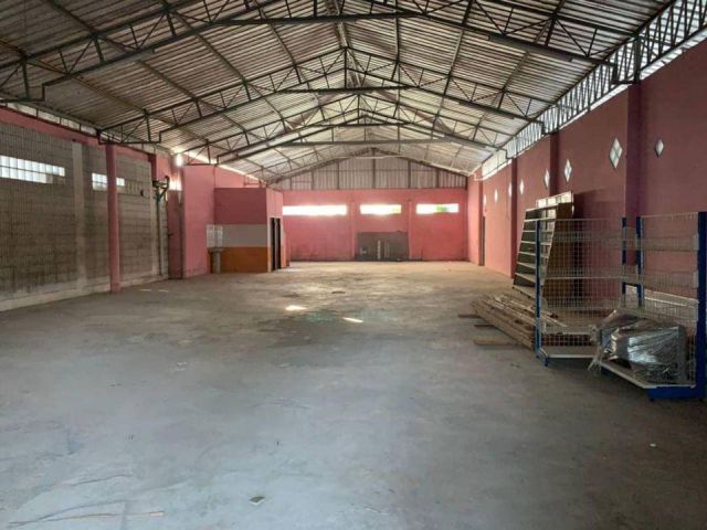 L61 ให้เช่าโกดัง 100 ตรว. 400 ตรม. บางแวก 104 ภาษีเจริญ ค่าเช่าถูกมาก