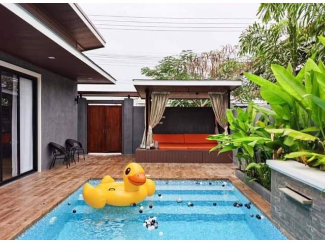 บ้านพูลวิลล่า บรีซไพรเวซี่ พูลวิลล่า ชะอำ Breeze Privacy Pool Villa Cha-Am หุบกะพง  เพชรบุรี