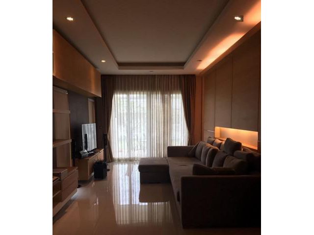 Sale บ้านหลังใหญ่หรู สระส่วนตัว 6 ห้องนอน  120ล้าน