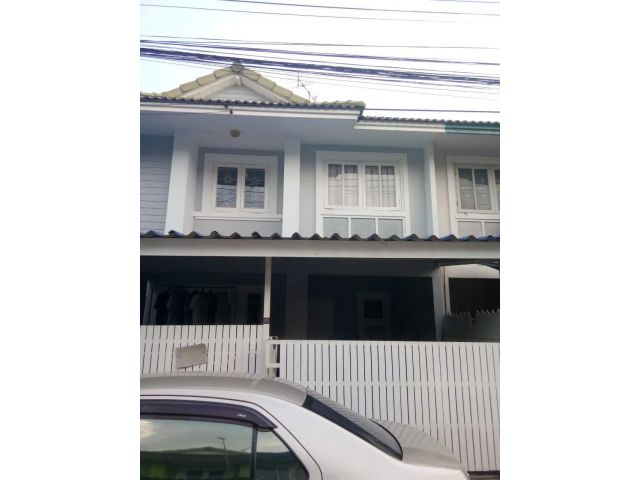 ขาย ทาวน์เฮ้าส์ 2 ชั้นบ้านเลขที่อยู่แล้วรวย 111 พฤกษา 13 รังสิตคลอง3 ถนนเลียบคลองสาม
