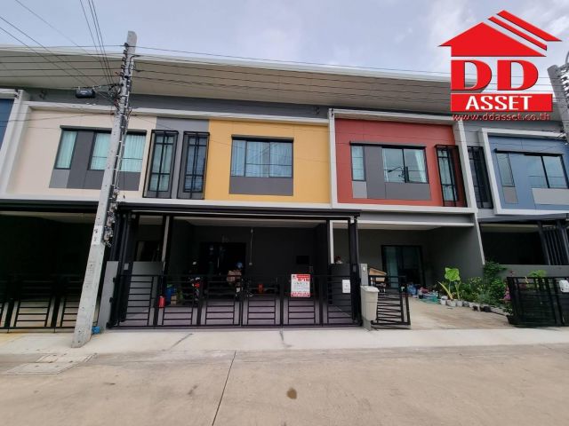 ทาวน์โฮม สิริ เพลส ประชาอุทิศ 90 Siri Place Prachauthit 90 สุขสวัสดิ์