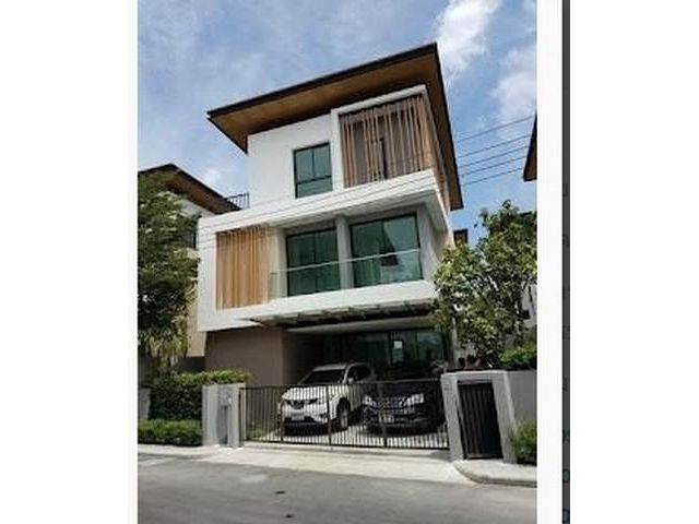 ให้เช่าบ้านเดี่ยว3ชั้น AQ Arborเฉลิมพระเกียรติร.9