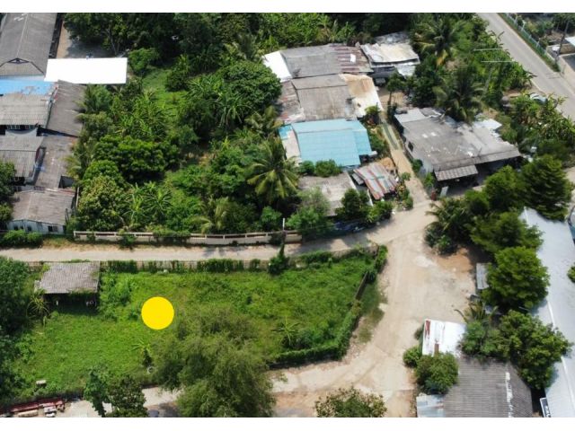 ที่ดินเปล่าถมแล้ว ติดถนนสี่ด้าน