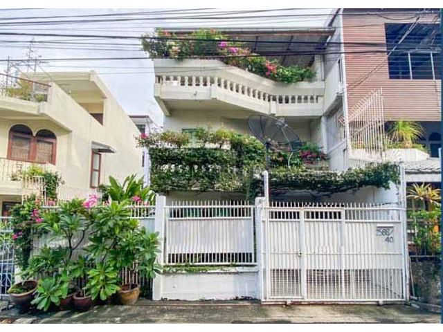 ทาวน์โฮม 3 ชั้น ซอยวงศ์สว่าง-บางซื่อ