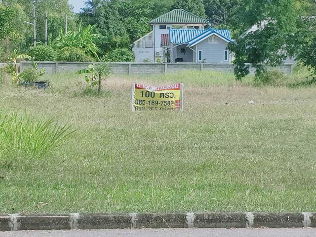 ขายด่วน ที่ดินในโครงการบ้านฉันทะวิลเลจ ชะอำ ขนาด 100 ตร.ว. บรรยากาศสงบ ร่มรื่น น่าอยู่ โทร 062 265 6544