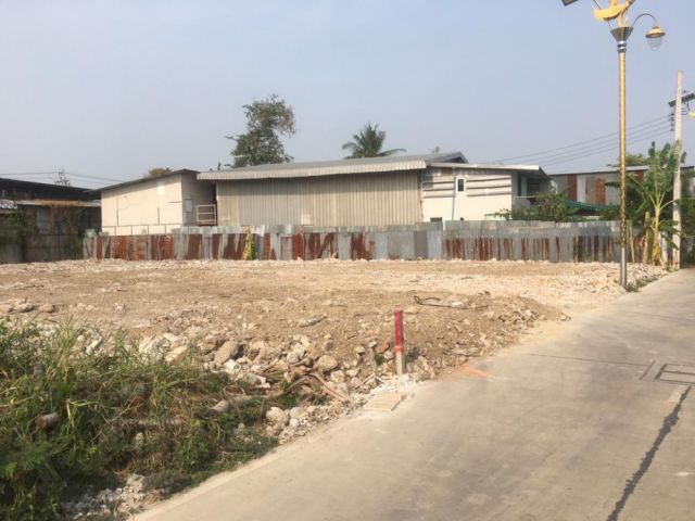 PK243ให้เช่าที่ดินเปล่า ซอยลาดกระบัง14/1 ถมแล้ว