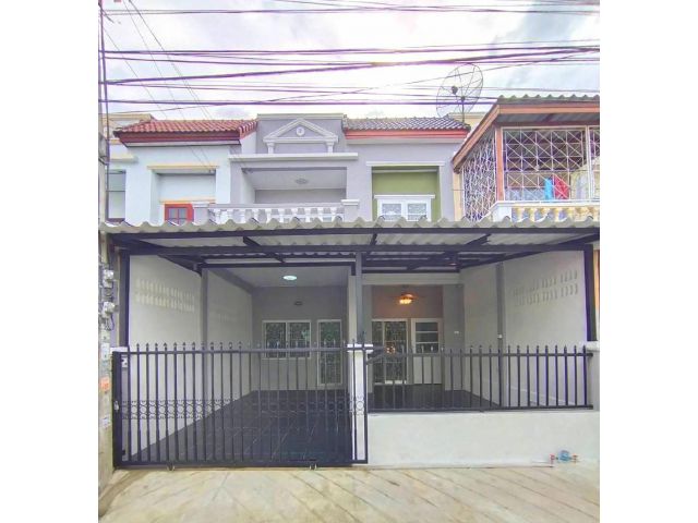 ขายทาวน์เฮ้าส์ 2 ชั้น #หมู่บ้านวรางกูล เลียบคลองสอง บ้านตกแต่งใหม่ทั้งหลัง ทำเลดีเยี่ยม ห่างจากถนนเลียบคลองสอง 70 เมตร