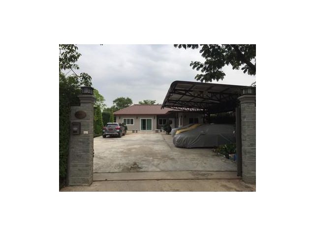 ขายบ้านเดี่ยวชั้นเดียวสไตล์รีสอร์ท 3 ห้องนอน
