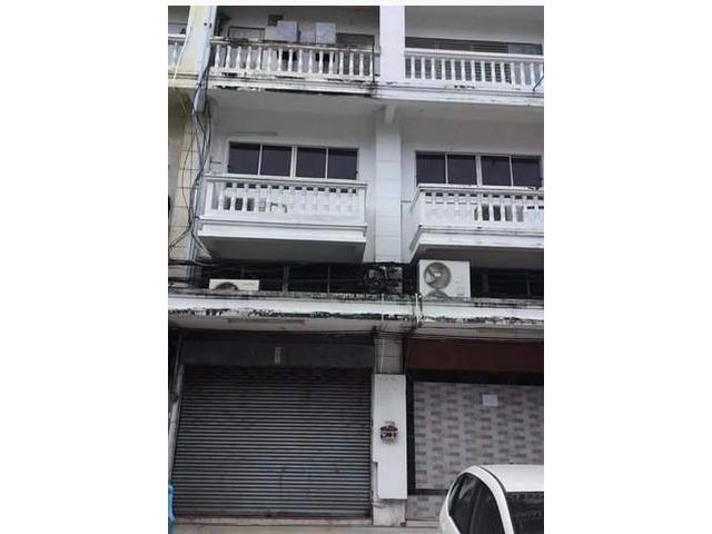 ให้เช่าอาคาร3.5ชั้น 2คูหา รามอินทราซอย34