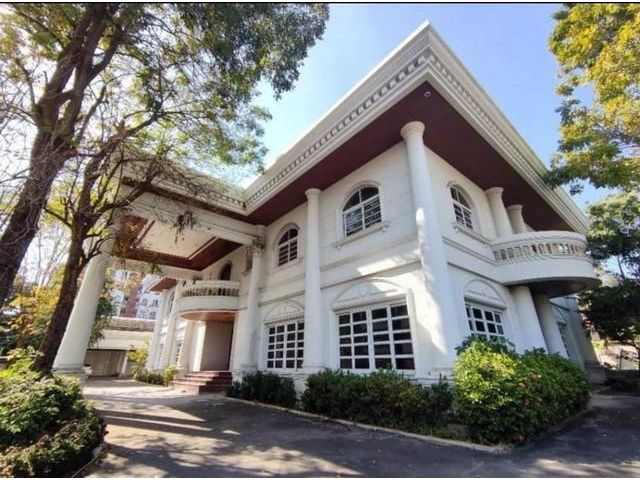 HR1120 ให้เช่า บ้านเดี่ยวหลังใหญ่ 2ชั้น สไตล์หรูหรา ย่าน บางจาก สุขุมวิท