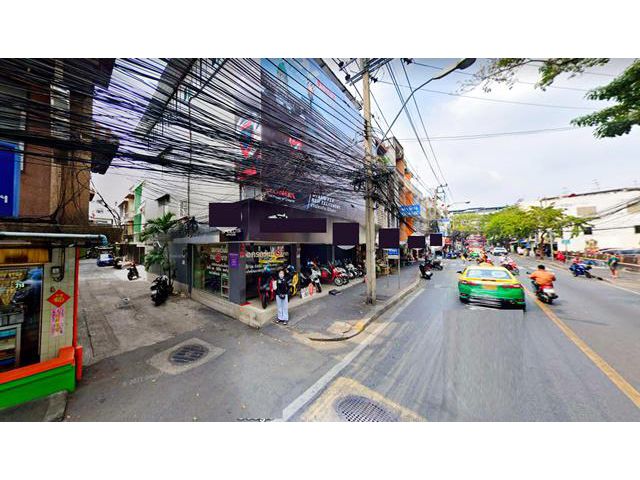 ติดถ.ใหญ่ รัชดาMRTห้วยขวาง ตึกหัวมุม นานทีมีครั้ง