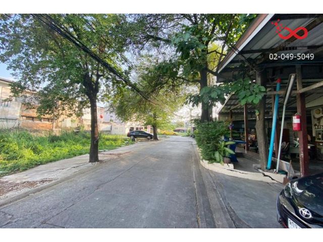 ขายที่ดิน+พร้อมสิ่งปลูกสร้าง 215 ตารางวา ถนนเทพรักษ์ ซอยพหลโยธิน50