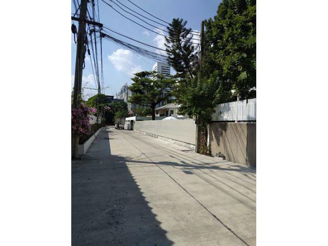 ให้เช่าคอนโดหรูสไตล์วิวล่าบรรยากาศส่วนตัวมาก เอกมัย ใกล้พระโขนง ปรีดีย์27 เข้าออกสะดวกมากๆ