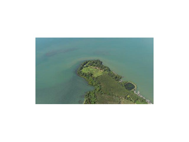 ขายที่ดินบนเกาะแวดล้อมทะเลล้อมรอบแปลงใหญ่โฉนด สวยจนเกินบรรยาย