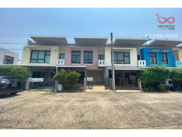 ขายทาวน์โฮม 2 ชั้น หมู่บ้าน ไอ-ดีไซน์ ลำลูกกา คลอง 3 ถนนลำลูกกา