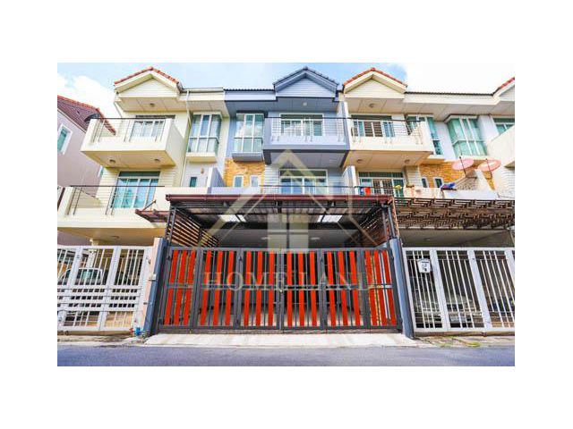 ทาวน์โฮม 3 ชั้น สังคมสงเคราะห์ 14 ใหม่ทั้งหลัง