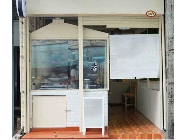 ให้เช่าพื้นที่ทำร้านอาหาร ชั้น 1 ซอยสีลม20