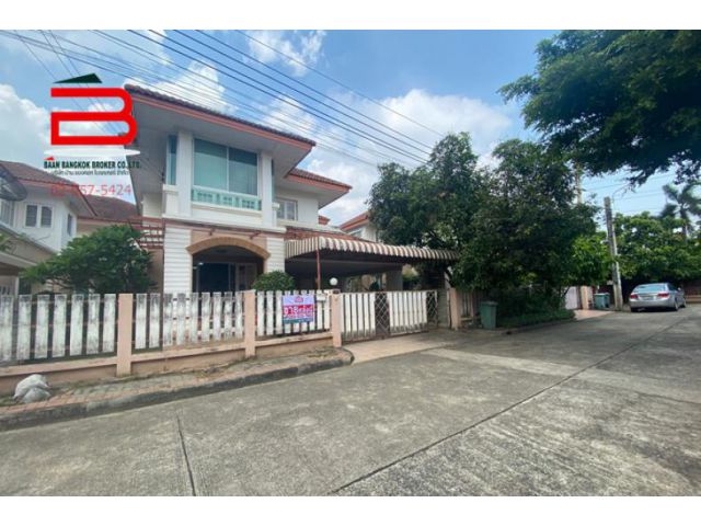 บ้านเดี่ยว หมู่บ้าน เศรณี ปาร์ค 3 ซอยนาวงประชาพัฒนา 21 เนื้อที่ 50.4 ตรว. ถนนวิภาวดี-รังสิต แขวงสีกัน เขตดอนเมือง กรุงเทพมหานคร