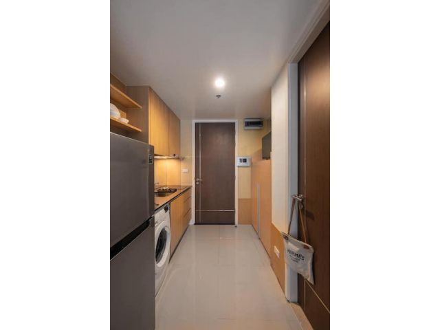 15 Sukhumvit เฟอร์ครบ