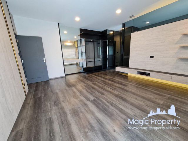 ให้เช่าทาวน์เฮ้าส์ ใน วีเว่ บางนา กม.7, ตำบลบางแก้ว อำเภอบางพลี สมุทรปราการ