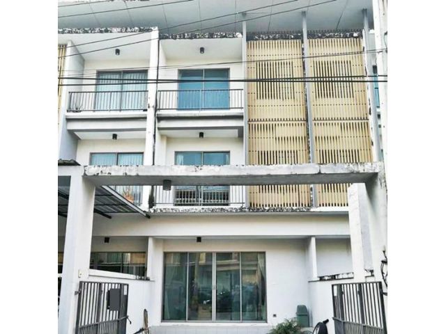 ขายทาวน์โฮม 3 ชั้น อีโคสเปซ เกษตร-นวมินทร์ ถนนประเสริฐมนูกิจ ทำเลดีมาก ใกล้ตลาดนัดเลียบด่วน รามอินทรา 05381