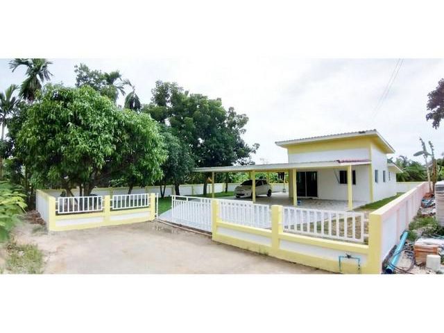 บ้านเดี่ยว 82/5 ม.1 ต.ตาขัน อ.บ้านค่าย.จ.ระยอง