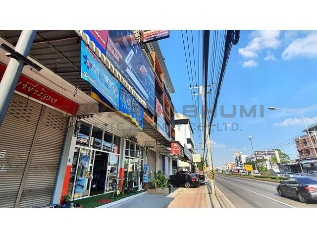 ขาย อาคารพาณิชย์ 4.5 ชั้น 30.30 ตารางวา ลำลูกกา คลอง 3 ปทุมธานี