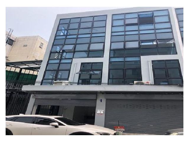 สำนักงาน 4 ชั้น 2 คูหา ลาดพร้าววังหิน โชคชัยสี่