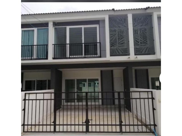ให้เช่าทาวน์โฮม 2 ชั้น พลีโม่ รัตนาธิเบศร์