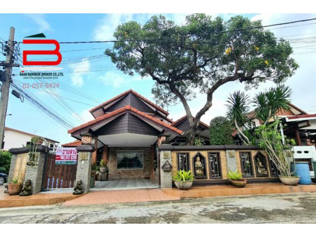 บ้านเดี่ยว หมู่บ้าน พิมารปรีดาราม ท่าอิฐ เนื้อที่ 60 ตรว. ถนนนนทบุรี อ.ปากเกร็ด จ.นนทบุรี