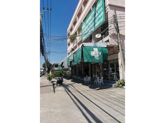 ให้เช่าอาคาร4.5 ชั้น 2คูหา ใกล้ตลาดสดกิ่งแก้ว