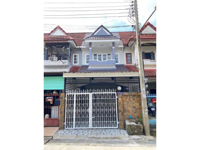 ขายทาวน์เฮ้าส์ 2 ชั้น #หมู่บ้านช.รุ่งเรือง6 ใกล้ตลาดบางบัวทอง ต่อเติมระเบียงหลังบ้าน มีชั้นลอยเป็นห้องพระได้