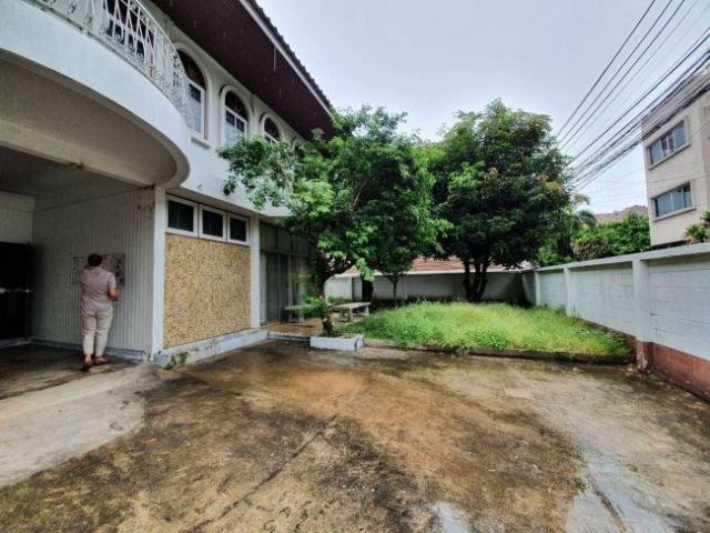 ขายบ้านเดี่ยว  ที่ตั้ง สุขุมวิท 26