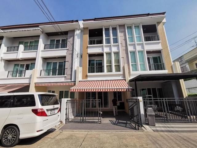 PDD02 ขายบ้าน บ้านกลางเมือง เอสเซ้นส์ พระราม 9-ลาดพร้าว Baan Klang Muang S-Sense Rama 9 ใกล้รถไฟฟ้า เลียบด่วน town in to