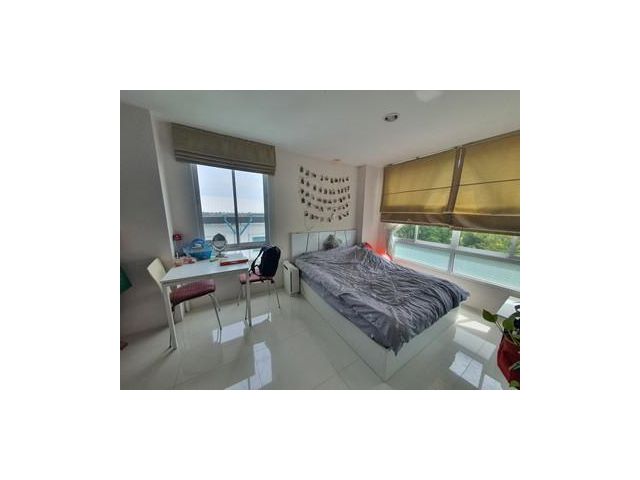 The Hug Condo บางแสน ราคาถูก ใกล้ ม.บูรพา