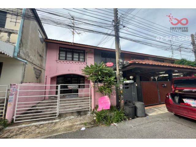ขายทาวน์เฮาส์ 2 ชั้น หมู่บ้าน บ้านธนะสิน นวมินทร์68  ใกล้ถนนเกษตร-นวมินทร์