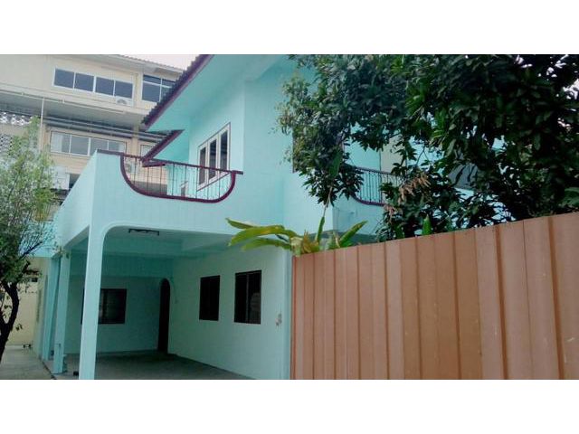 ขายบ้าน 103 ตรว ม.ปรีชา 2 ซอยนวมินทร์ 65