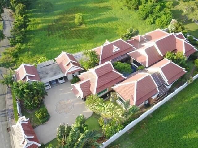 ขายคฤหาสน์ หลังใหญ่ ติดสนามกลอฟ บางนา-ตราด