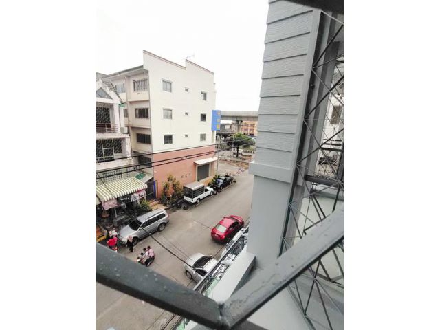 ตลาดน้ำขวัญเรียม รามคำแหง174-180 ตลาดมีนบุรี 8นอน