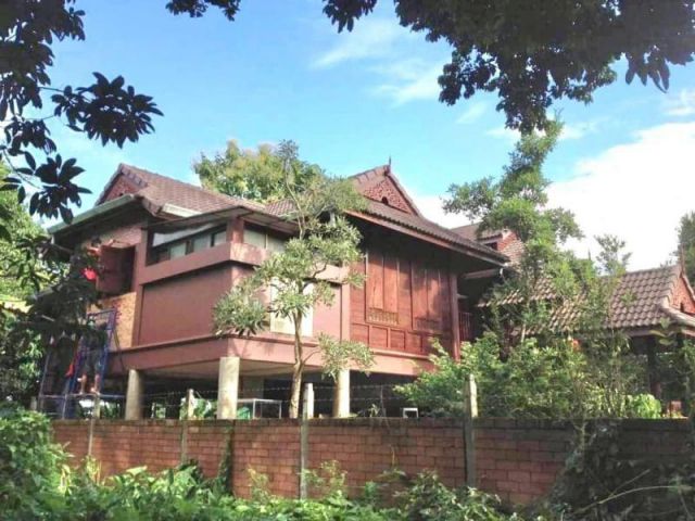 ขายบ้านทรงไทยอ.แม่ริม สไตล์ล้านนาประยุกต์ เนื้อที่ 195 ตร.ว. ราคา 7.8 ล้าน